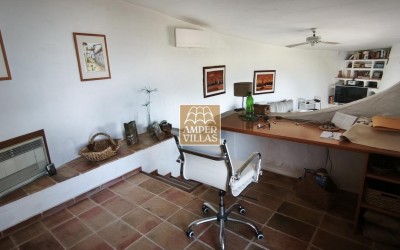 Villa de estilo mediterránea en Sierra de Altea con vistas panorámicas